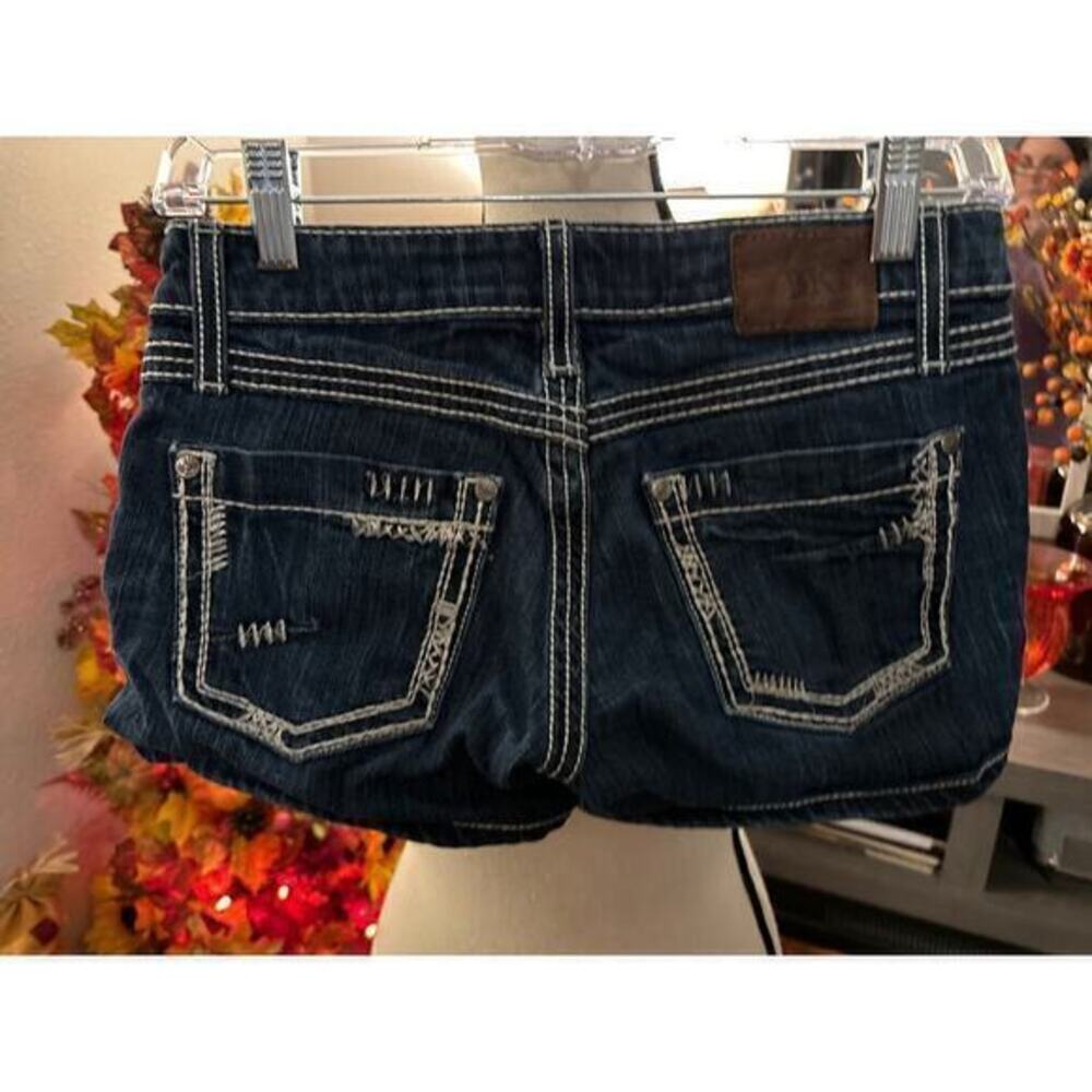 BKE womens shorts size 24‎ ( size 0) - Picture 2 of 2